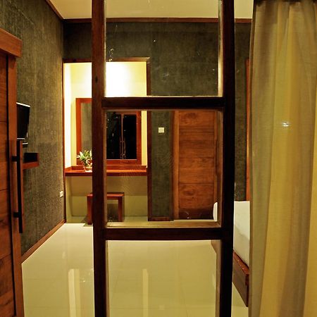 Good Heart Hotel Gili Trawangan Exterior foto