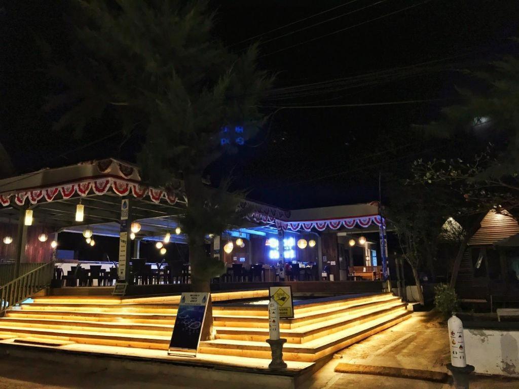 Good Heart Hotel Gili Trawangan Exterior foto