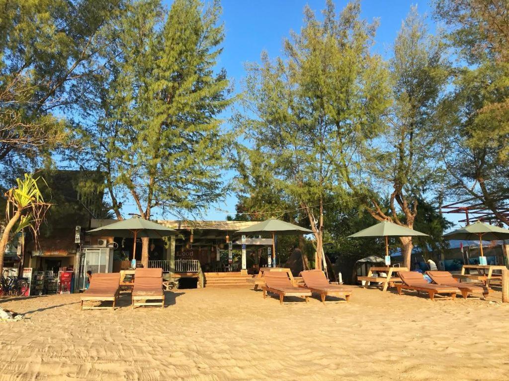 Good Heart Hotel Gili Trawangan Exterior foto