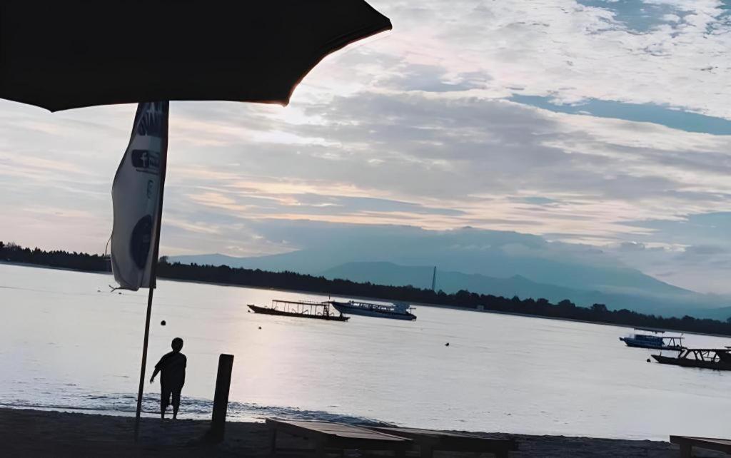 Good Heart Hotel Gili Trawangan Exterior foto