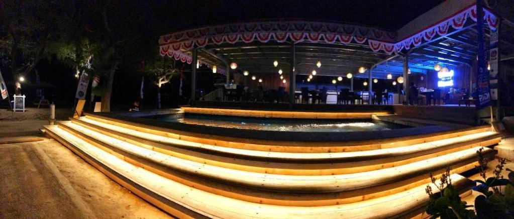 Good Heart Hotel Gili Trawangan Exterior foto